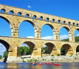 Randonnée en quad ou canoë au pont du Gard